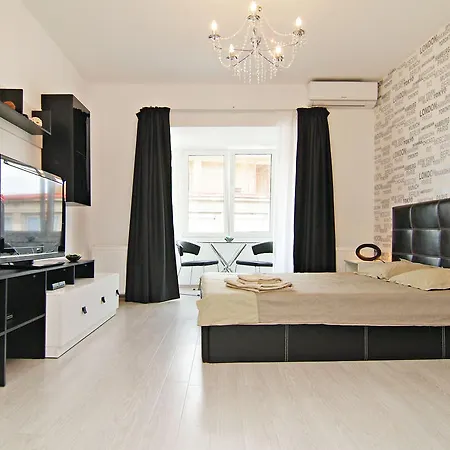 Appartement Central University Studio With Netflix Boekarest
